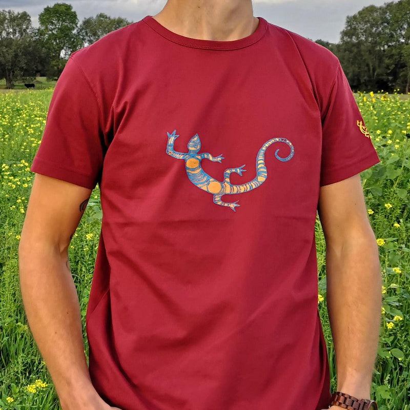 photo t-shirt homme en coton biologique motif salamandre 2 couleur couleur rouge - t-shirt sambalou